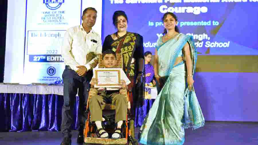 Yuvaan Singh who received The Surrendra Paul Memorial Award for Courage