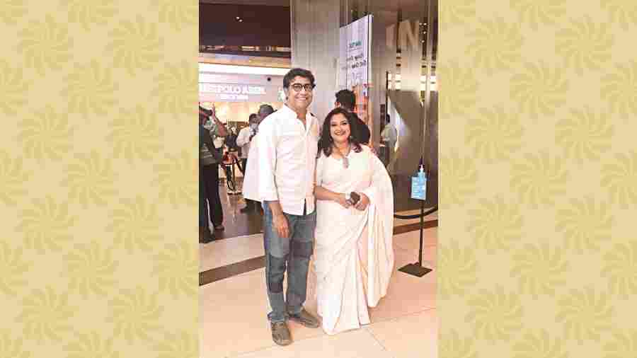 Koushik and Reshmi Sen