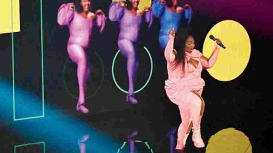 About time: You know it’s going to be a good show when Lizzo is a part of the line-up. Dressed in a pink suit, she performed her hit 2 B Loved (Am I Ready) after leading with a few lines from About Damn Time. Not only did she have fun playing a light-up floor piano with her feet but made sure her audience got on their feet as well. She went home with the Video For Good award for About Damn Time.