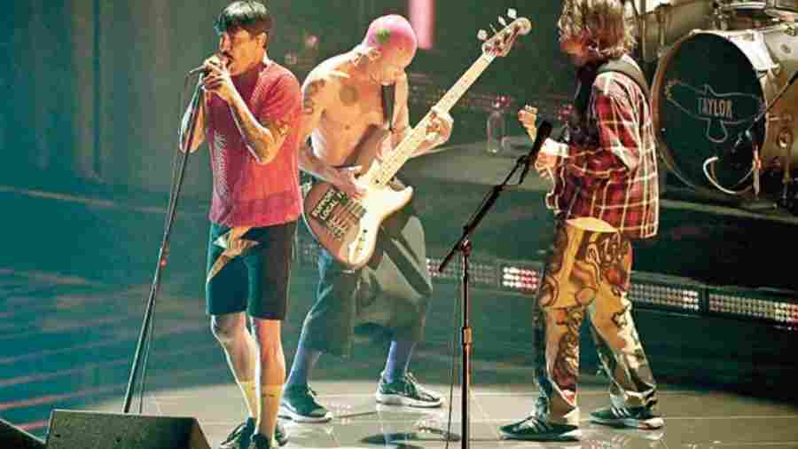Pure gold: Watching Red Hot Chili Peppers live after two decades was a breath of fresh air. They were awarded the Global Icon Best Rock and Best Video for Black Summer awards. They took the stage to perform the single and then dived into their hit Can’t Stop. Drummer of the band Chad Smith paid tribute to the late Foo Fighters drummer Taylor Hawkins, who recently passed away at the age of 50. “There is another musical icon, global icon, and his name is my brother Taylor Hawkins. And I want to dedicate this to Taylor and his family. I love him and I miss him every day. Play on, Hawk, play on,” he said.