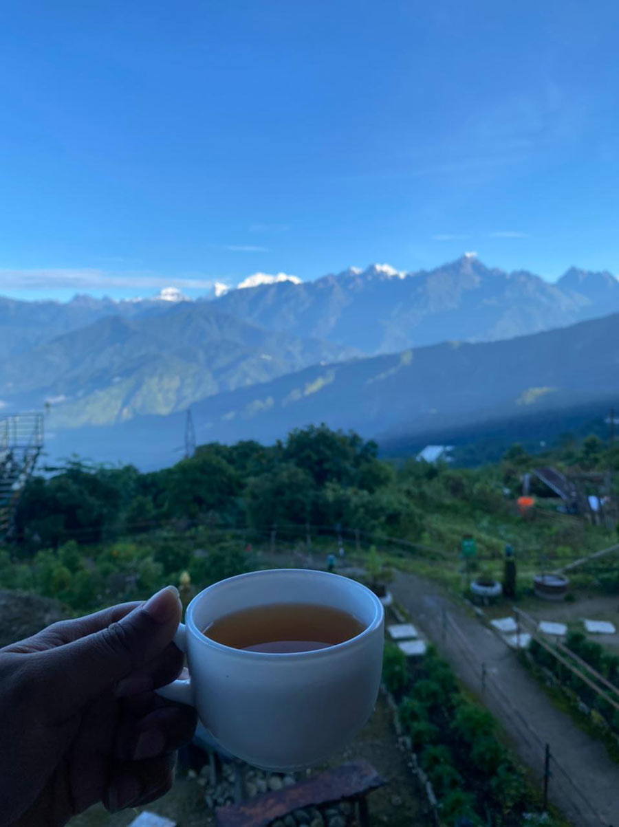Thanks to Ravangla’s gorgeous scenery, you will have ample scope to post a ‘my view is better than yours’ photo. This one’s from the mountain-facing Hilltop Rabong Resort. And the tea? An aromatic cup of Darjeeling tea, best enjoyed with a clear view of Kanchenjunga in all its glory