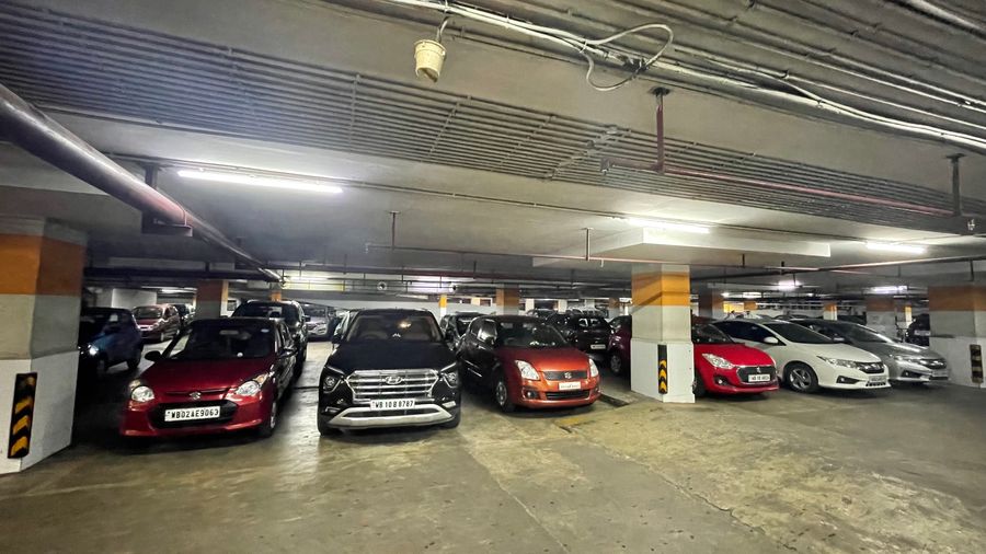 Spacious car parks are available on every level, though it might be tough to find a spot in the pre-Puja shopping months