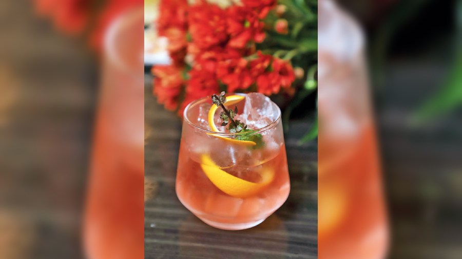 Thai Old Fashioned: Spicy and beautifully aromatic, this yummy cocktail had our heart! Just what you needed to set the mood.