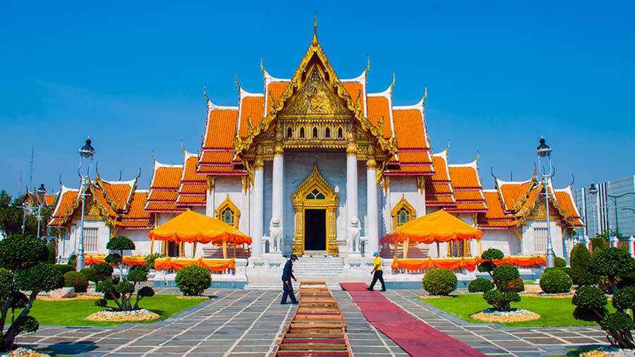 Bangkok’s Wat Benchamabophit, known for its stunning architecture, is unique and elegant