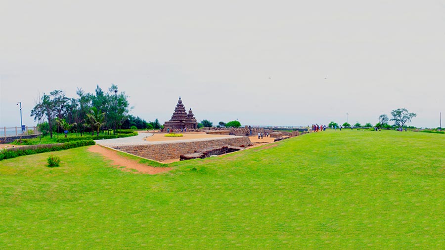 Shore temple from a distance