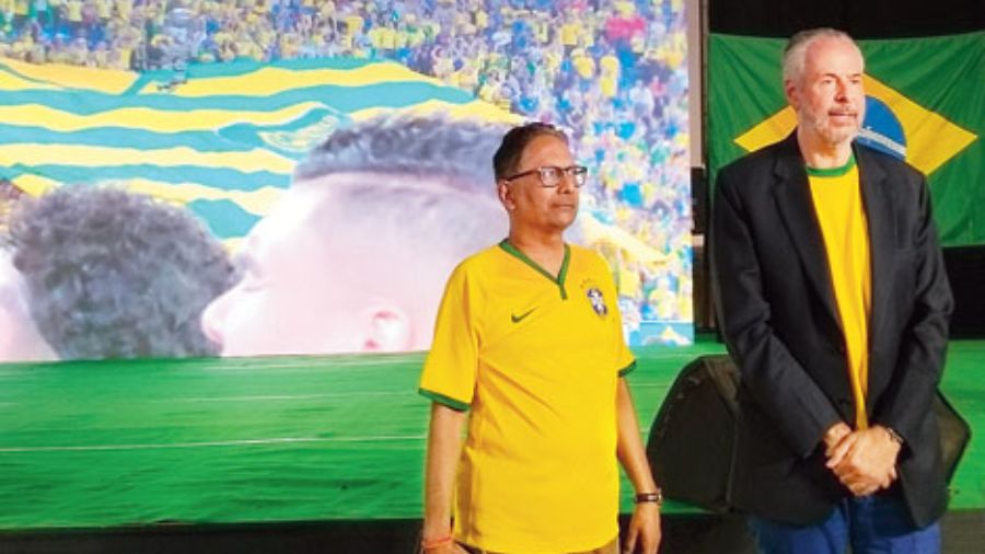 Honorary consul Pradeep Khemka and ambassador Andre Aranha Correa do Lago during Brazil’s national anthem