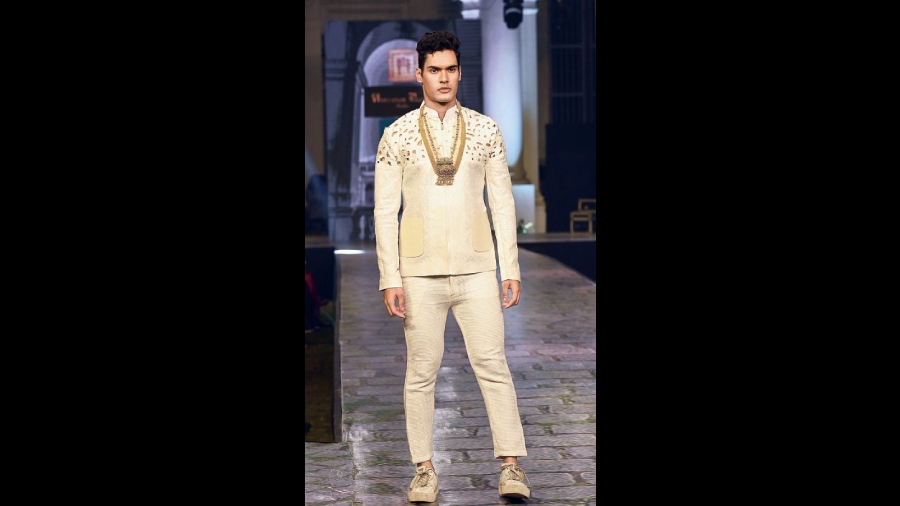 Rangeet Raheel channelled a dapper style in a cutwork khadi bomber jacket, paired with linen pants.