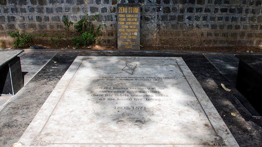 Pune’s Zero Stone with a marble plaque in memory of the fallen surveyors 
