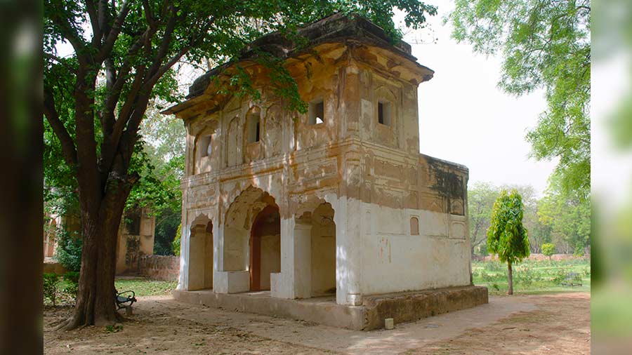A Mughal-era gateway