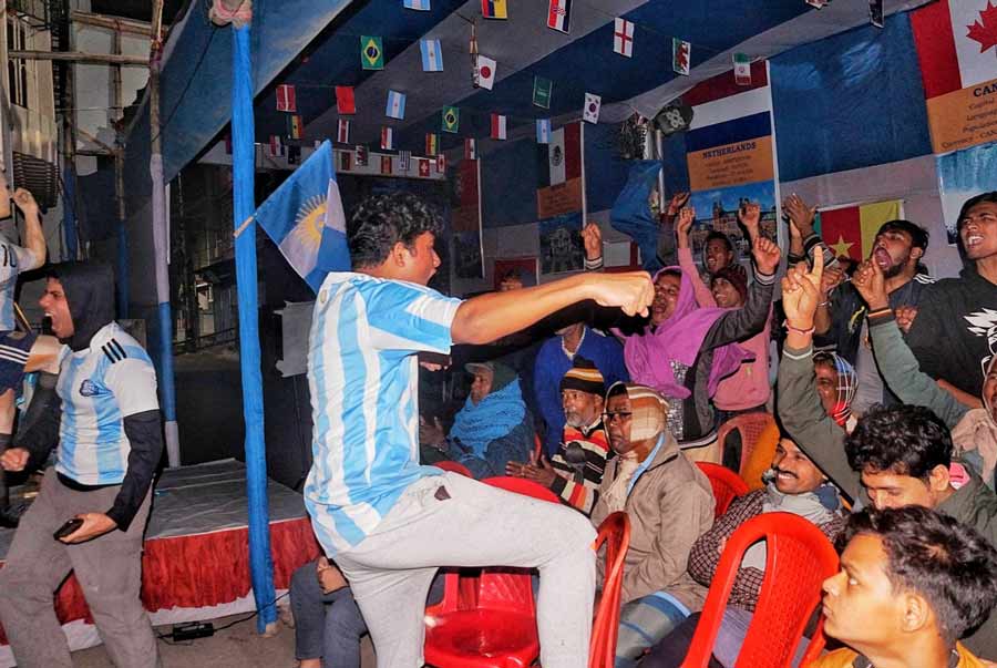 Argentina fans cheer and celebrate the team’s victory against Croatia early on Wednesday. Argentina beat Croatia by 3-0 to storm into the final of FIFA World Cup, 2022