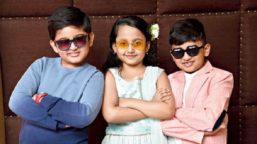 Looking uber cool and confident in their funky shades, these little dudes (and dudette) acted every bit like movie-stars already!