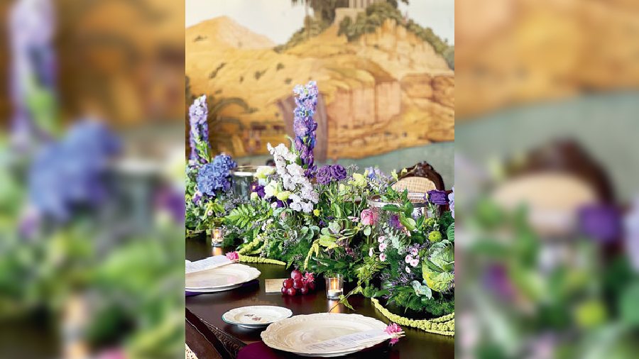Let THE SURFACE PLAY’s table styling and floral services for your brunch parties this season