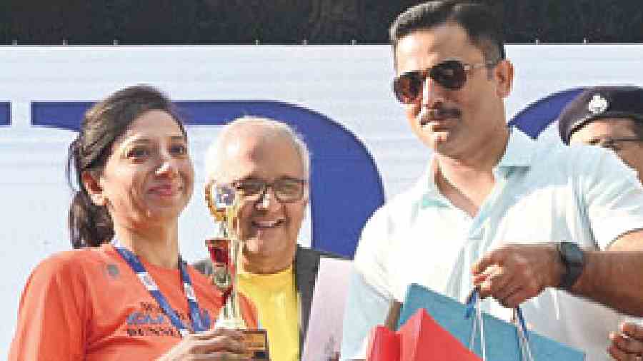 “I started one year back and now it has become an integral part of my being. Winning this marathon has me on cloud nine and I would surely come back for the next edition,” said Puja Jhunjhunwala, winner of 35+ category, finishing the marathon in 25 minutes.
