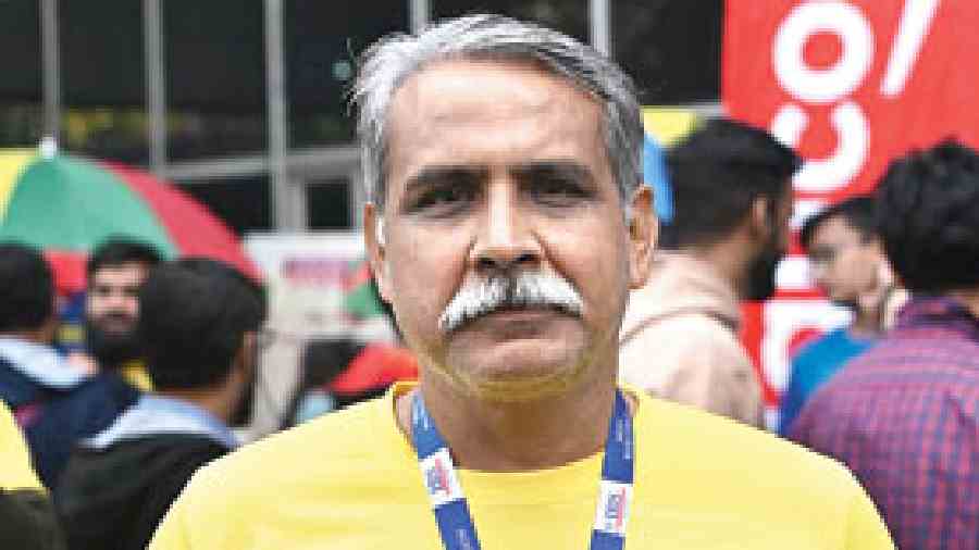 “We have a small team called Salt Lake runners and we regularly practice running. I encourage everyone to inculcate a habit of physical exercise into their routines, especially, after Covid, which was a true test of our immunities,” said Manoj Mahata.