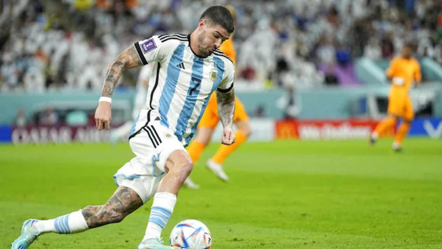 Right-central midfield: Rodrigo De Paul (Argentina) — Quite possibly playing through injury, De Paul has not been at his efficient best for Argentina. And yet, he has been effective. Partly through his indomitable personality, which has ensured his teammates stay switched on at all times. Against the Dutch, it was De Paul’s substitution that made Argentina fragile, whereas against Croatia, the fiery midfielder played his part in finishing the job before he got taken off