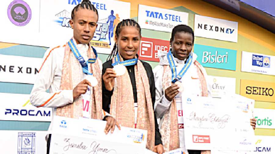 (From left) Zeineba Yimer, Desi Jisa and Mercyline Chelangat