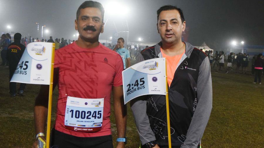 Arjan Sengupta (left) and Abhijit Singh, pacers from the Indian Army