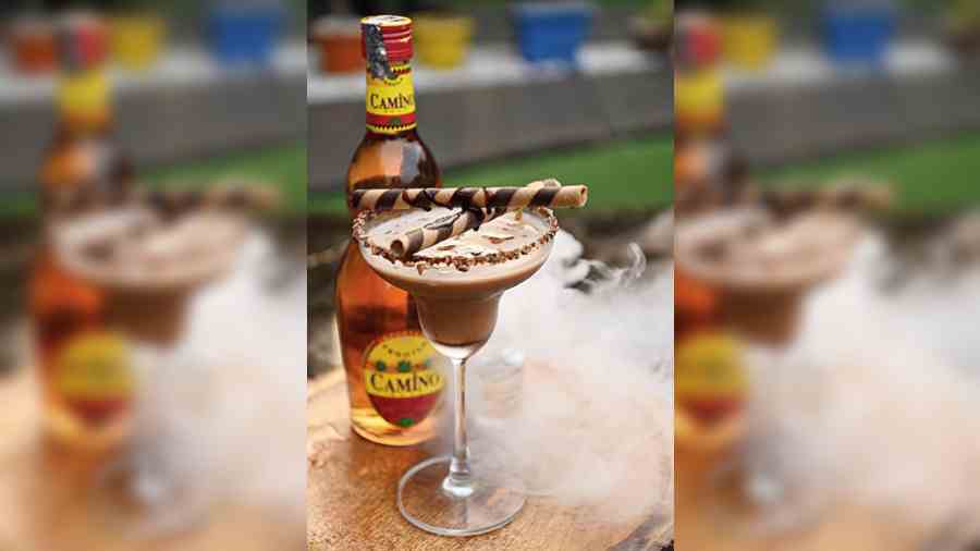 Mudslide: If you like your chocolate and your drinks on the thicker side, try this tequila-based cocktail. Rs 600