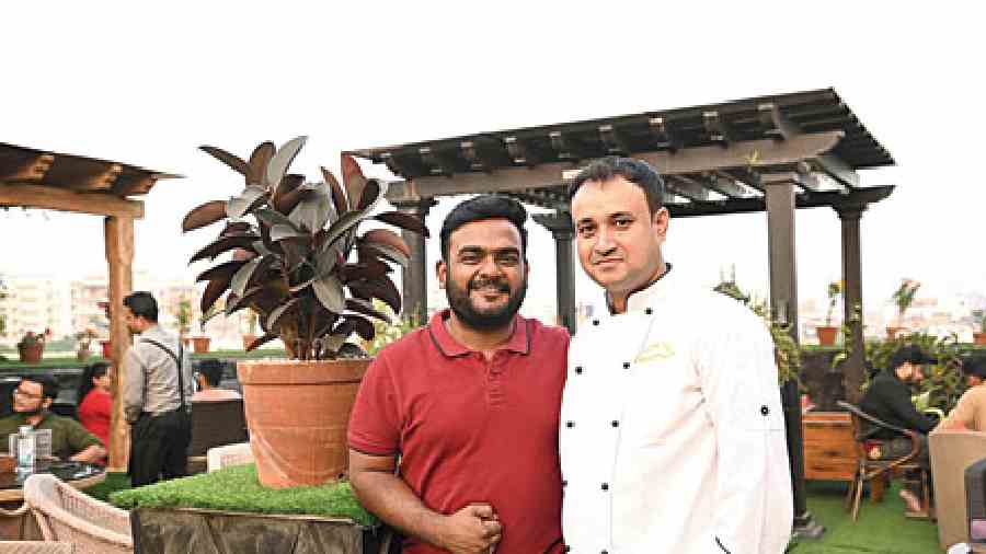 Niraj Goel with executive chef Abhishek Panja