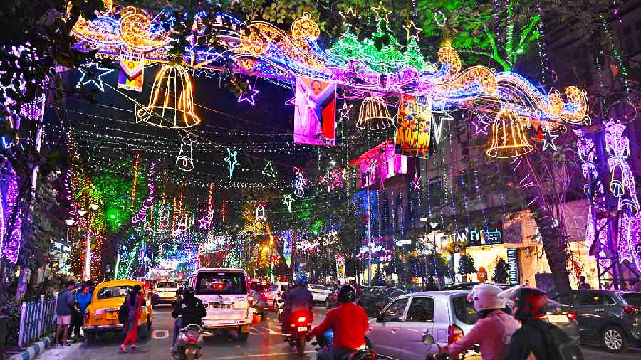 Park Street illuminated ahead of Christmas