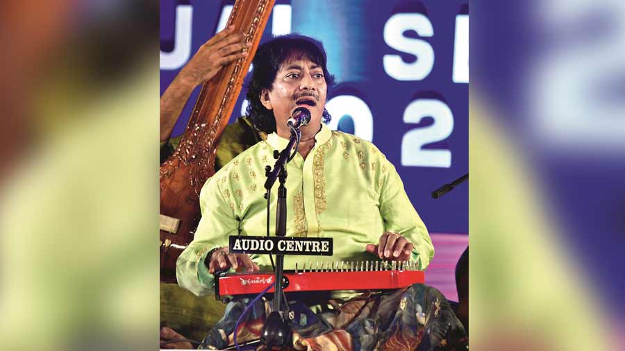 Ustad Rashid Khan performs at the Dover Lane Music Conference