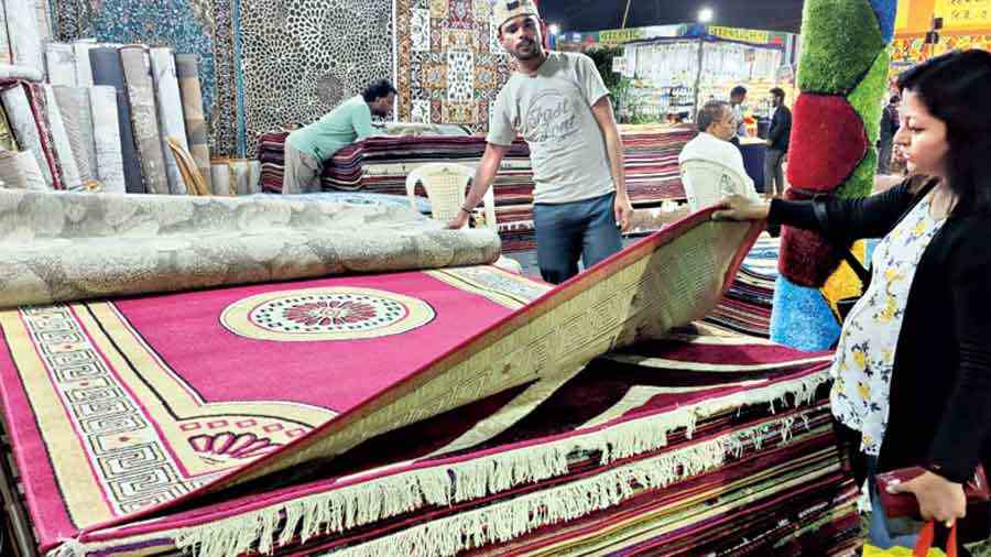 Almost 5-6 stalls from Uttar Pradesh have set up stalls selling carpets of various types. Prices vary from Rs 3,500-45,000. Hot buys are Kashmiri carpets from Srinagar.