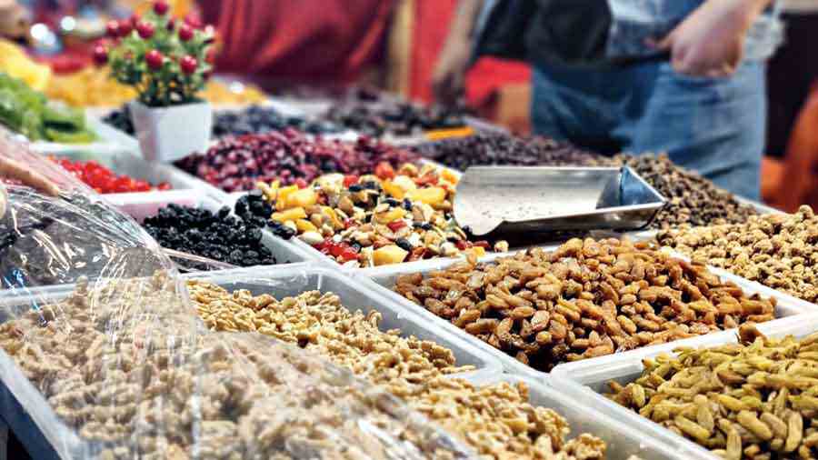 Dry fruits from Afghanistan and Pakistan, which saw prices skyrocket during the Taliban takeover, are a big draw for regulars at the fair. There is anjeer, almond, pistachio, dates, walnuts, hazelnuts, corn nuts, apricots, etc. They cost Rs 500 upwards.