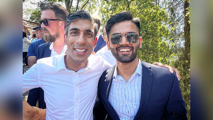 Ranjeet Rathore (right) with Rishi Sunak, who became Prime Minister of the UK in October