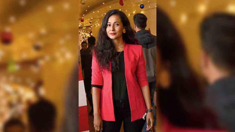 Ushoshi Sengupta was seen sporting a red blazer for the Christmas code. “It was a fantastic night with the best production sound and visuals. Of course Artbat was insane along with all our city artistes,” she said