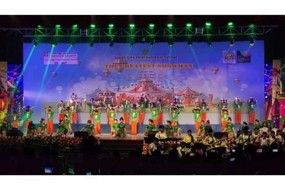 The two-day Annual Day festival was successfully completed by many excellent student-performed activities. A variety of thrilling on-stage activities including, band performance, tabla presentation, lamp lighting, award ceremony, a musical called 