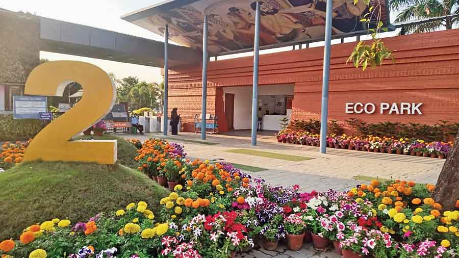 Reopening Safely New Town Eco Park Reopens To Low Footfall