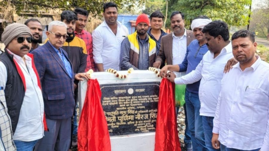 Jharia MLA representative K.D Pandey (in blue coat) and others during the foundation stone laying ceremony on Saturday