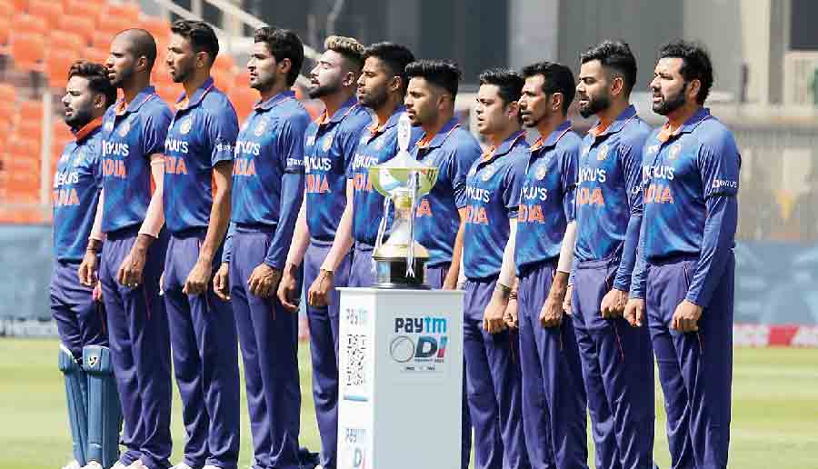 Team India players wear black armbands as a mark of respect for the late Lata Mangeshkar on Sunday.