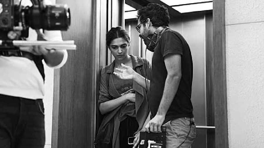 Shakun Batra with Deepika Padukone on the sets of the film.