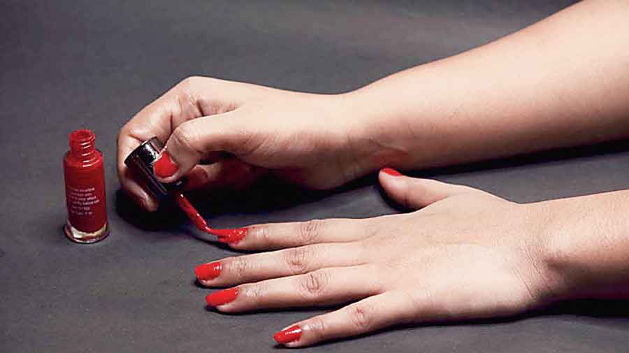 Nail art has overtaken the regular nail polish, but at times simple is super.