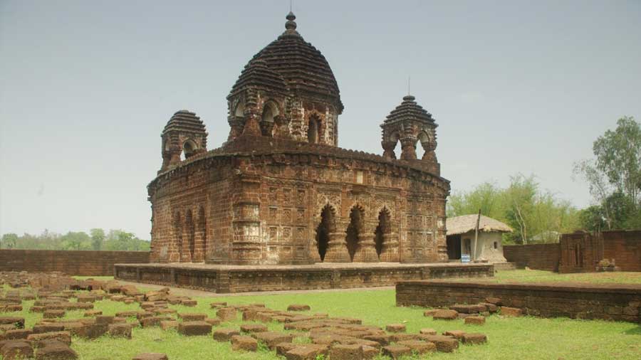 The five-pinnacled laterite temple of Gokulchand at Gokulnagar