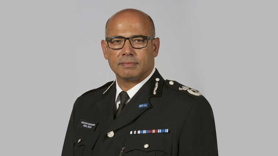 Neil Basu, son of immigrant Bengali surgeon, in race to become London police commissioner
