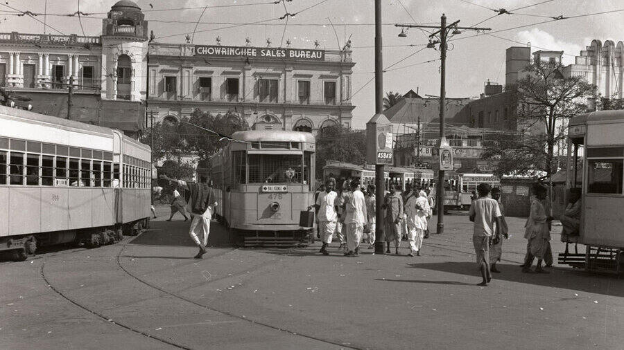 The first-ever electric tram route to operate in Asia in 1900 was Kolkata's Esplanade to Kidderpore route. It instantly caught the attention of working-class Kolkatans looking for an economical mode of transport. The popularity of this route led to the establishment of the Esplanade to Kalighat line and in turn the Kalighat Tram Depot.