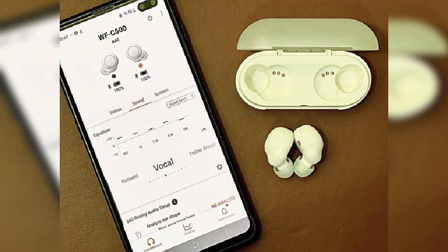 Sony WF-C500 works with the Sony Headphones app, giving users excellent control over sound profile