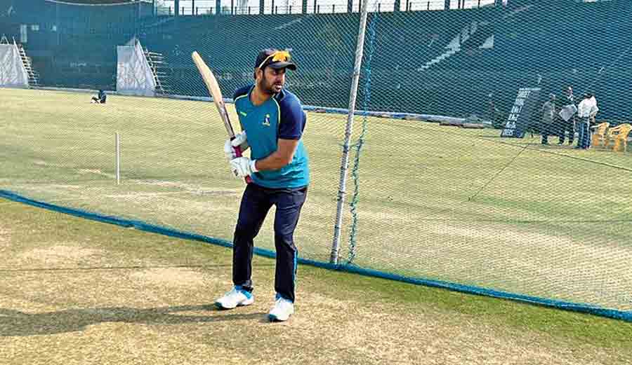 Manoj Tiwary at practice   in Cuttack on Wednesday.