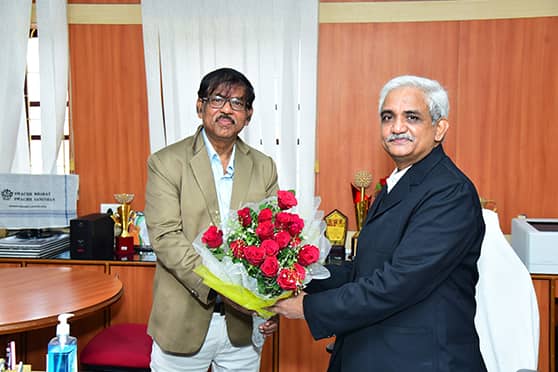 K. Umamaheshwar Rao (right) will be succeeding Simanchalo Panigrahi (left), who was appointed as the interim director in October 2021. 