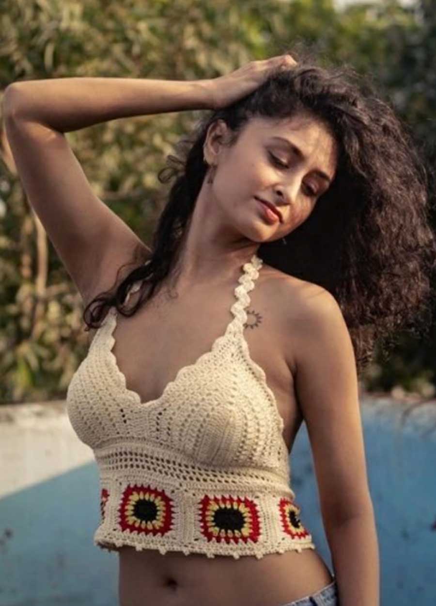 Chitrangada Satarupa: A self-proclaimed beach baby and lover of sunshine, this versatile actress has a minimalistic sun inked on her collarbone. Not only is it a cute motif, but also one that she flaunts effortlessly in this chic crochet bralette.