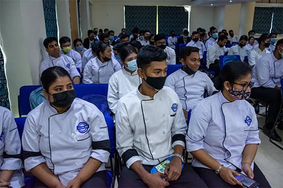 More than 100 third-year students majoring in Food Production attended the masterclass on the IIHM Global Campus.