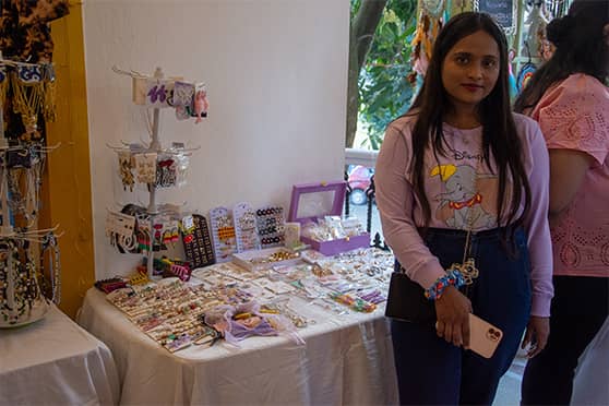 Tapaja Bhattacharyya, a third-year Fashion Designing student of Rani Birla Girl’s College specialises in jewellery through her brand Urban Jewel. Find her on Instagram: @urban_jewel