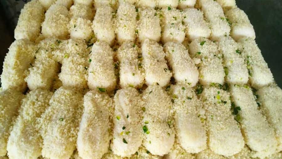 The sumptuous Lord Chomchom is Warikoo’s favourite Bengali sweet