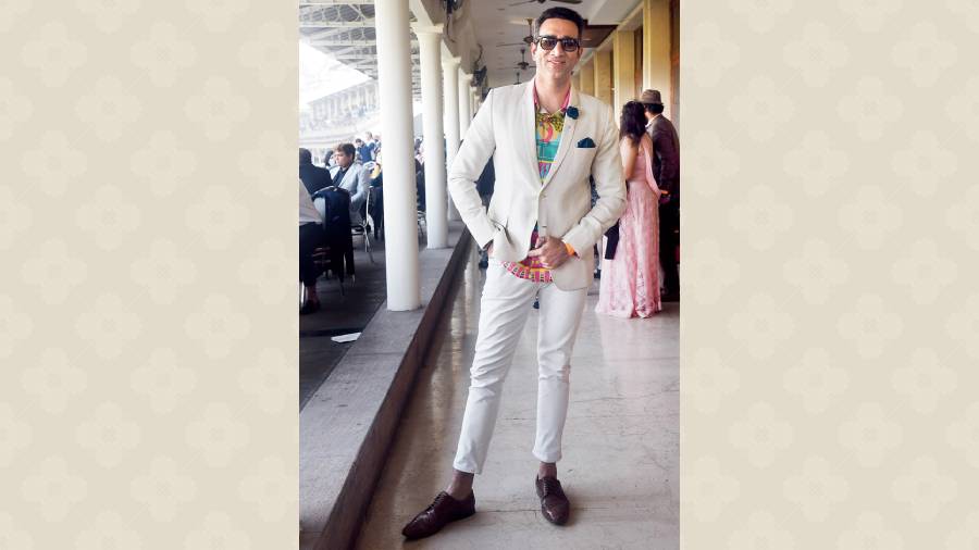 Sudhir Ahuja stood out in his customised white suit teamed with a bright fusion shirt. “RCTC is… the first word says it all, it’s royal. So you take the pain and effort to dress up, to feel good, to look good because you’re entering a royal zone,” he smiled.