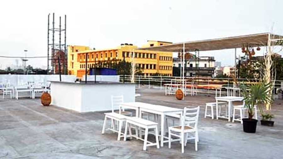 The Balcony also offers a premium open terrace that is the perfect spot for pop-ups, parties and events!