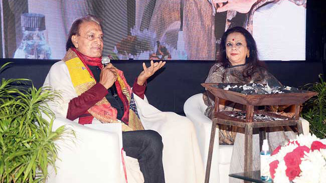 Raghu Rai with Ina Puri.