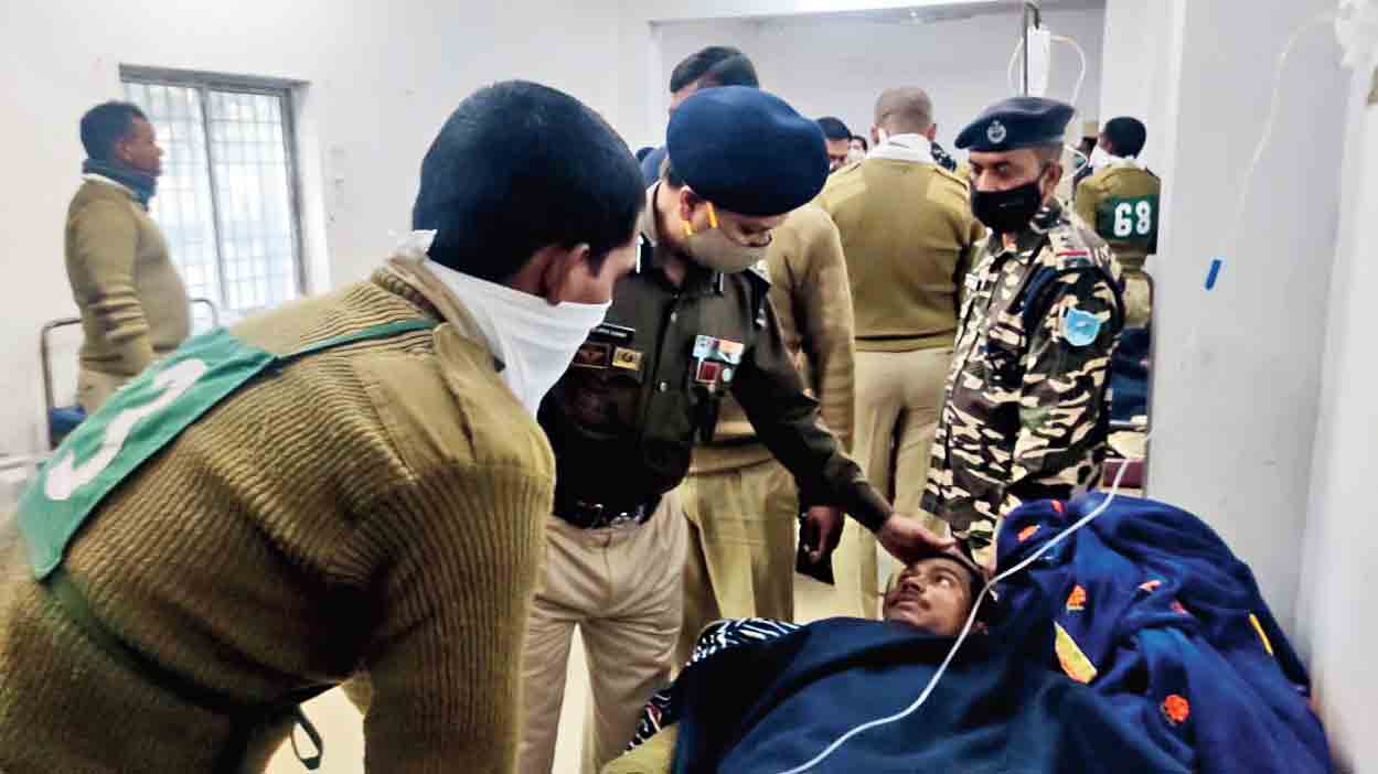 Doctors and SSB officials tending to the injured jawans at the Birpur sub-divisional hospital in Supaul district on Friday