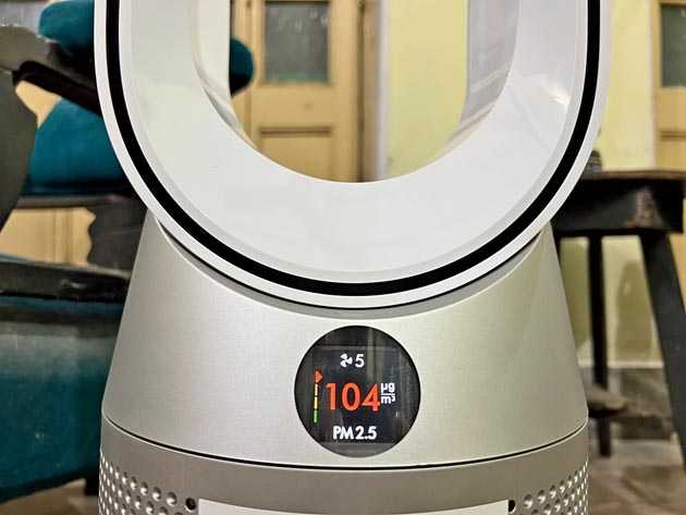 The colour LED display has all the information you need or get the same via an app